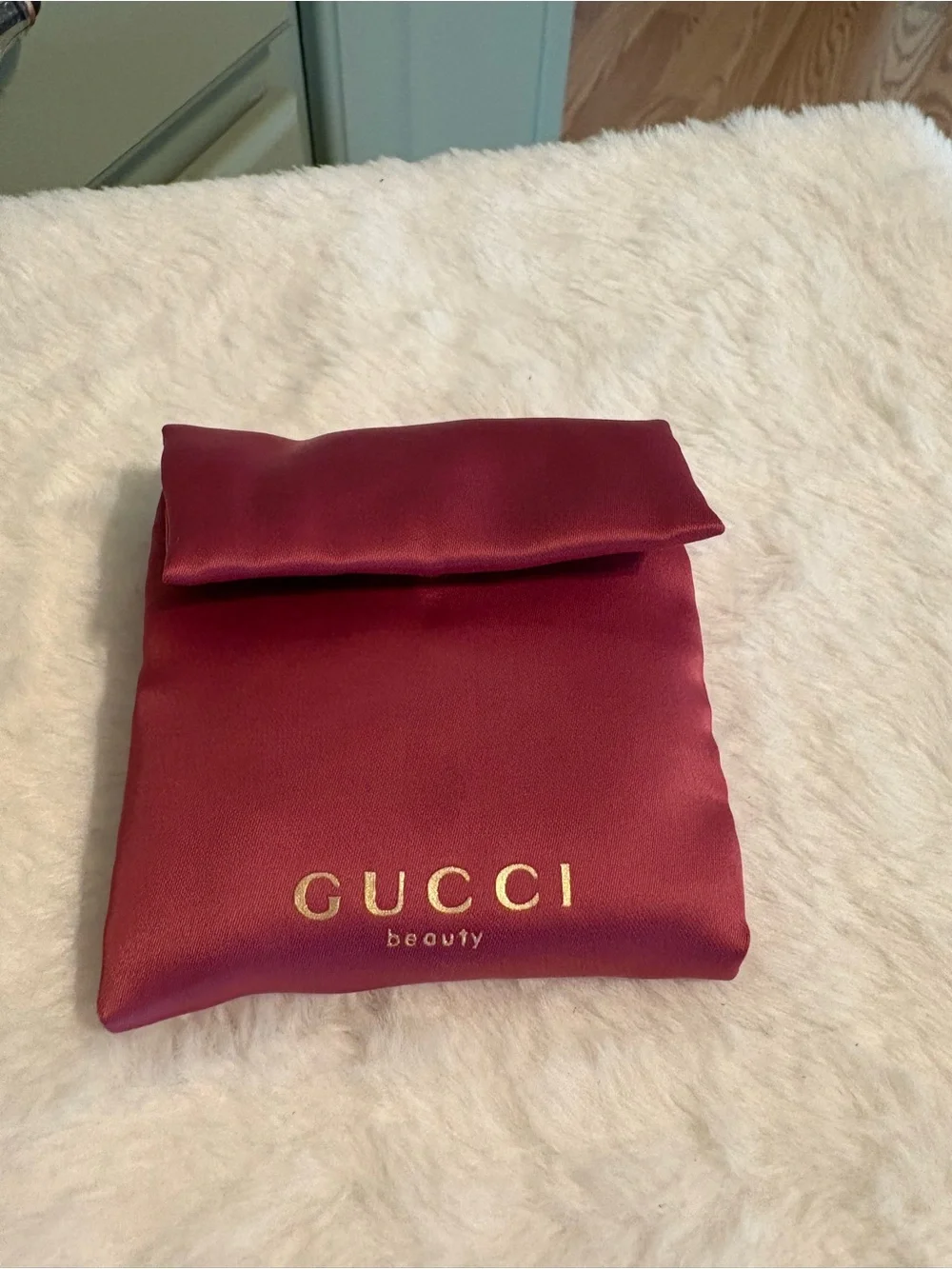 Gucci beauty compact